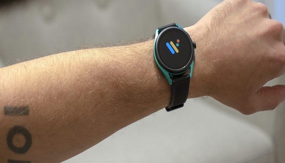 Armani smartwatch 3 outlet review